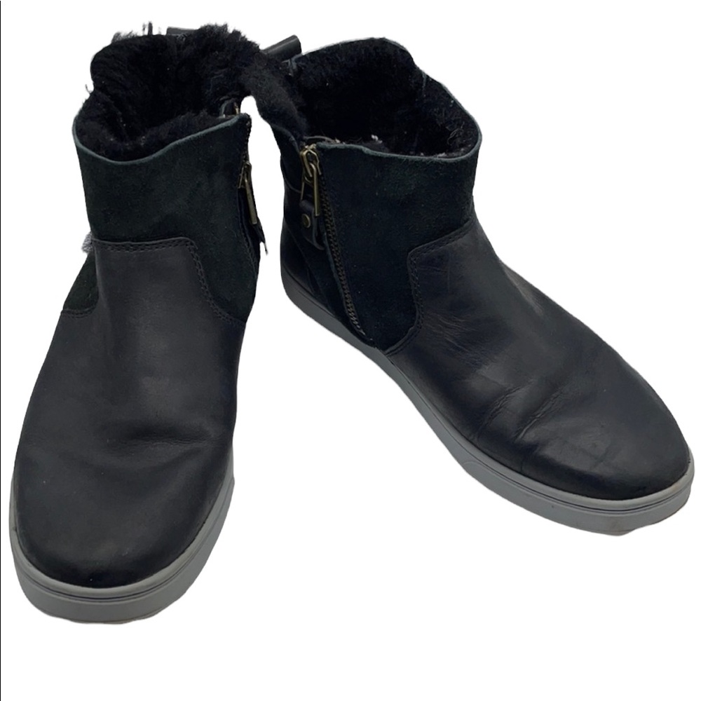 OluKai Black Leather Ankle Booties with Gray Outsole
